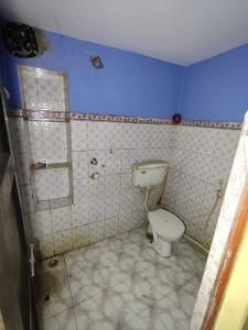 Bathroom Image of 700 Sq.ft 1 BHK Independent House for rent in Mahaprabhu Jharna Apartment, Benachity Durgapur for Rs. 6000