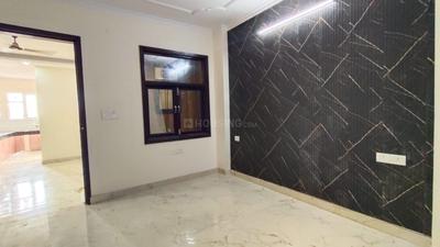 Bedroom Image of 800 Sq.ft 2 BHK Builder Floor for rent in Freedom Fighters Enclave New Delhi for Rs. 21500