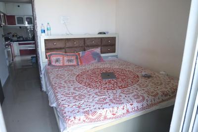 Bedroom Image of 1500 Sq.ft 3 BHK Apartment / Flat for rent in Sunrise Glory, Shilphata Thane for Rs. 45000
