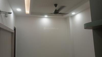 Bedroom Image of 900 Sq.ft 3 BHK Builder Floor for sale in Pitampura New Delhi for Rs. 11200000