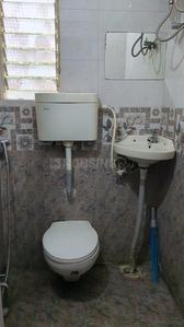 Bathroom Image of 350 Sq.ft 1 RK Apartment / Flat for rent in Popular Heights 2, Koregaon Park Pune for Rs. 25500