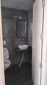 Bathroom Image of 1000 Sq.ft 2 BHK Apartment / Flat for rent in United La Prisma, Gazipur Zirakpur for Rs. 20000