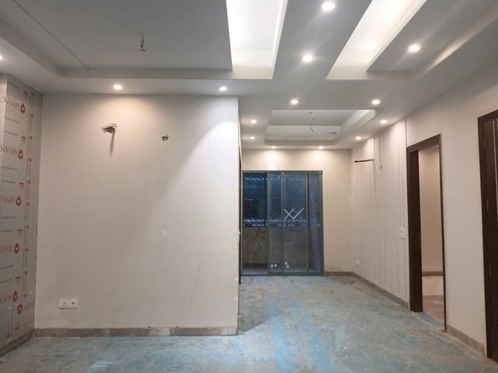 B 5 Block, Paschim Vihar Main Image 1