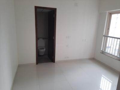 Bedroom Image of 950 Sq.ft 2 BHK Apartment / Flat for rent in Kalpataru Vivant, Jogeshwari East Mumbai for Rs. 65000