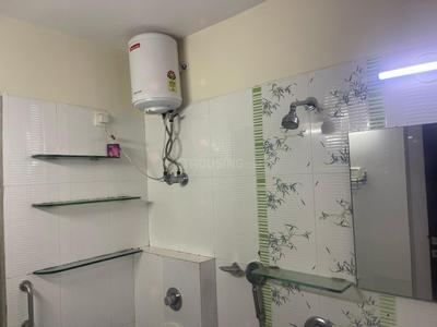 Bathroom Image of 1750 Sq.ft 3 BHK Apartment / Flat for rent in Lashkaria Green Height, Andheri West Mumbai for Rs. 125000
