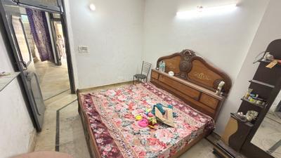Bedroom Image of 540 Sq.ft 2 BHK Builder Floor for sale in Shahdara New Delhi for Rs. 3500000