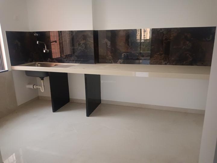 Royal KP Stellar Main Image 1