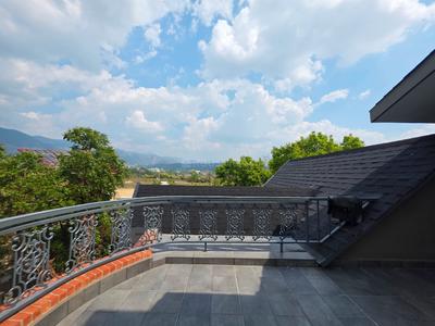 Balcony Image of 15500 Sq.ft 4.5 BHK Villa for sale in Bhagwant Pur Dehradun for Rs. 150000000