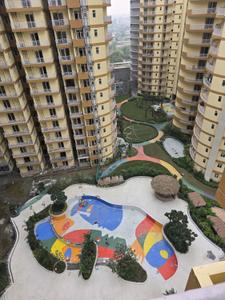 Image of 1040 Sq.ft 2 BHK Apartment / Flat for rent in Rise Organic, Wave City, Ghaziabad for Rs. 25000