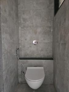 Common Bathroom Image of 1160 Sq.ft 2.5 BHK Apartment / Flat for sale in Unique Youtopia Phase II, Kharadi Pune for Rs. 11900000