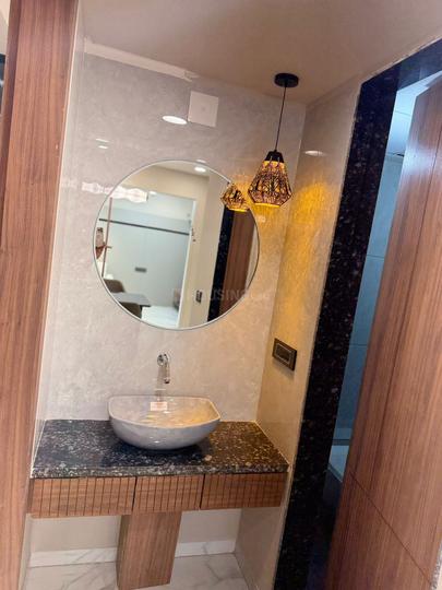 Brij Iris Main Image 1