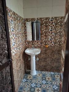 Bathroom Image of 2200 Sq.ft 3 BHK Builder Floor for rent in Greater Kailash Jammu for Rs. 25000