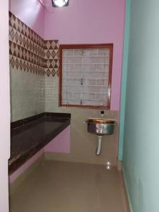 Kitchen Image of 700 Sq.ft 1 BHK Builder Floor for rent in Champasari Siliguri for Rs. 7000