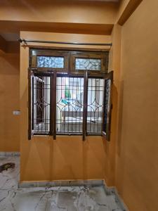 Bedroom Image of 650 Sq.ft 1 BHK Builder Floor for rent in Muthi Ganj Allahabad for Rs. 8000