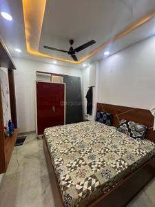 Bedroom Image of 720 Sq.ft 2 BHK Builder Floor for sale in Shalimar Bagh New Delhi for Rs. 13500000