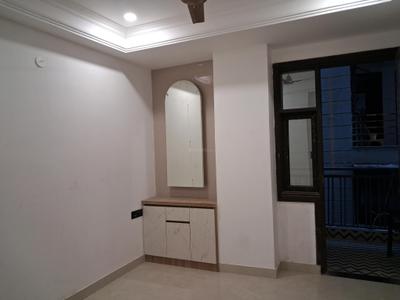 Bedroom Image of 1950 Sq.ft 4.5 BHK Apartment / Flat for sale in JMD Siddhi Vinayak, Sector 73 Noida for Rs. 8500000