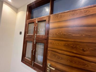 Bedroom Image of 900 Sq.ft 3 BHK Builder Floor for sale in Rajouri Garden New Delhi for Rs. 14500000