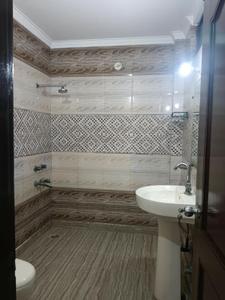 Bathroom Image of 1700 Sq.ft 2 BHK Builder Floor for rent in Sector 51 Noida for Rs. 35000