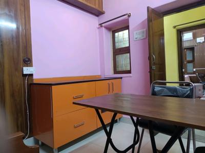 Bedroom Image of 570 Sq.ft 2.5 BHK Independent House for rent in Rajajinagar Bengaluru for Rs. 40000