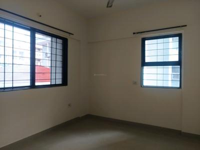 Bedroom Image of 820 Sq.ft 2 BHK Apartment / Flat for rent in Magarpatta Iris, Magarpatta City Pune for Rs. 35000