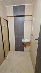 Bathroom Image of 1700 Sq.ft 2 BHK Apartment / Flat for sale in Khar West Mumbai for Rs. 24000000
