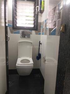 Bathroom Image of 480 Sq.ft 1 BHK Apartment / Flat for sale in Dahisar West Mumbai for Rs. 9500000