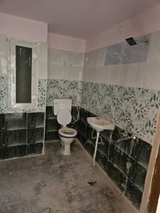Bathroom Image of 1350 Sq.ft 3 BHK Apartment / Flat for sale in Nirmala Sunder Village, Chinhat Lucknow for Rs. 4200000