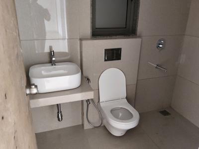 Common Bathroom Image of 1400 Sq.ft 2 BHK Apartment / Flat for rent in Utsav Aalayam, Naranpura Ahmedabad for Rs. 27000