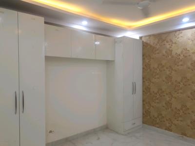 Bedroom Image of 1200 Sq.ft 4 BHK Builder Floor for sale in Mahavir Enclave New Delhi for Rs. 10800000