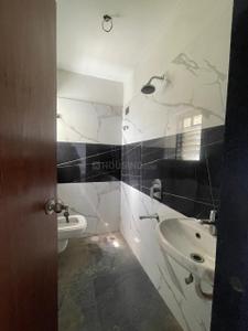 Image of 625 Sq.ft 2 BHK Apartment / Flat for sale in Andheri West, Mumbai for Rs. 22400000