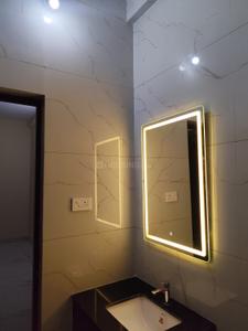 Bathroom Image of 950 Sq.ft 2 BHK Apartment / Flat for rent in Magnus Simplicity E4 And E5, Handewadi Pune for Rs. 20000