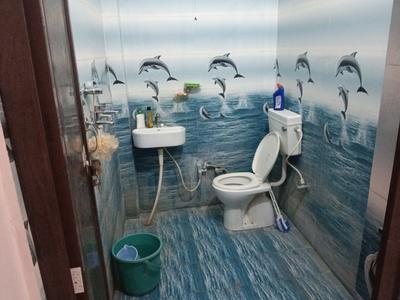Bathroom Image of 550 Sq.ft 1 BHK Builder Floor for rent in Ashiyana Lucknow for Rs. 8500