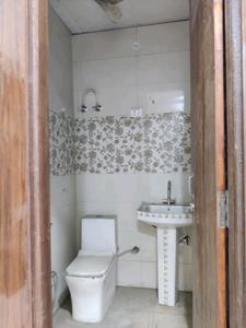 Common Bathroom Image of 1100 Sq.ft 2 BHK Builder Floor for sale in Vasundhara Ghaziabad for Rs. 4121000