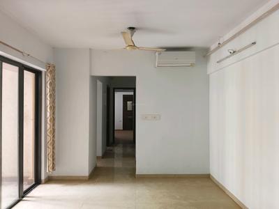Living Room Image of 1000 Sq.ft 3 BHK Apartment / Flat for rent in Lodha Palava Estela H I J, Palava Phase 2 Thane for Rs. 16000