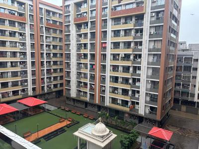 Image of 950 Sq.ft 2 BHK Apartment / Flat for rent in Prayosha Bliss, Dindoli, Surat for Rs. 15000