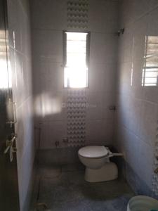 Bathroom Image of 1250 Sq.ft 3 BHK Apartment / Flat for rent in Narendra Nagar Nagpur for Rs. 25000