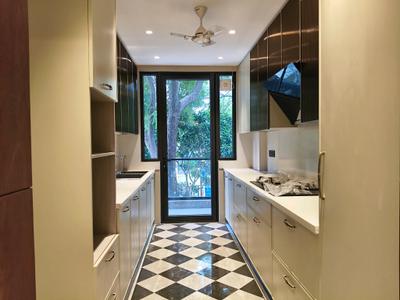 Kitchen Image of 2160 Sq.ft 4 BHK Builder Floor for sale in Greenwood City Floors, Sector 45 Gurgaon for Rs. 39000000