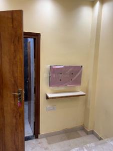 Bedroom Image of 2500 Sq.ft 10 BHK Builder Floor for rent in Sector 6 Rohini New Delhi for Rs. 300000