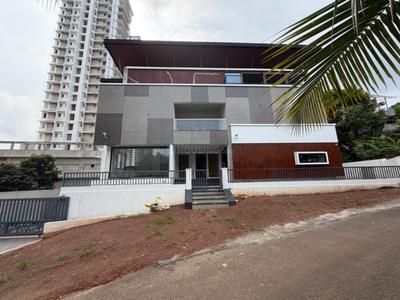 5 BHK Independent House