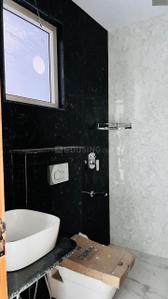 Bathroom Image of 3265 Sq.ft 3 BHK Builder Floor for rent in Sector 46 Gurgaon for Rs. 55000