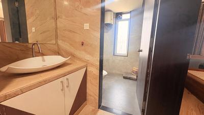 Bathroom Image of 1700 Sq.ft 3 BHK Apartment / Flat for rent in Sadguru Nagar Nashik for Rs. 35000