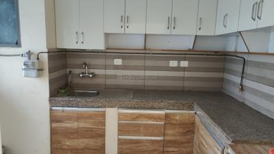 Kitchen Image of 2352 Sq.ft 4 BHK Apartment / Flat for sale in Paras Dews, Sector 106 Gurgaon for Rs. 21100000