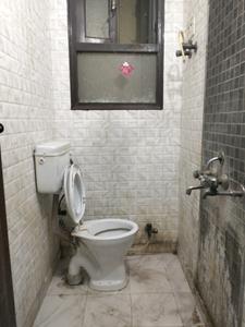 Common Bathroom Image of 450 Sq.ft 2 BHK Builder Floor for rent in New Ashok Nagar New Delhi for Rs. 16000