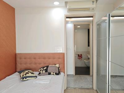 Bedroom Image of 975 Sq.ft 2 BHK Apartment / Flat for sale in Lodha New Cuffe Parade, Sion Mumbai for Rs. 33500000