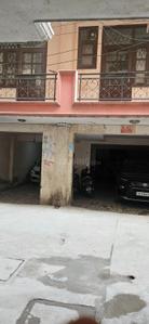 Main Entrance Image of 900 Sq.ft 3 BHK Apartment / Flat for rent in Khirki Extension New Delhi for Rs. 28000