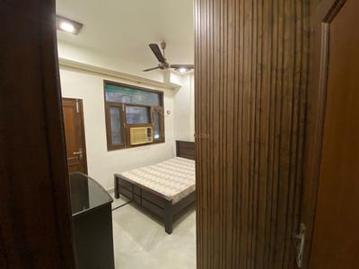 Bedroom Image of 900 Sq.ft 3 BHK Builder Floor for sale in Patel Nagar New Delhi for Rs. 18000000