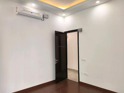 Bedroom Image of 2400 Sq.ft 3 BHK Builder Floor for rent in Sector 43 Gurgaon for Rs. 120000