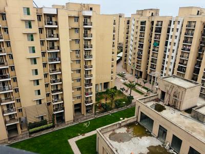 4.5 BHK Flat