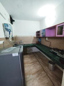 Kitchen Image of 900 Sq.ft 2 BHK Builder Floor for rent in  Dayanand Colony RWA, Lajpat Nagar New Delhi for Rs. 30000