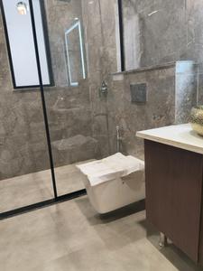 Common Bathroom Image of 1900 Sq.ft 3 BHK Builder Floor for rent in Sector 23 Gurgaon for Rs. 75000